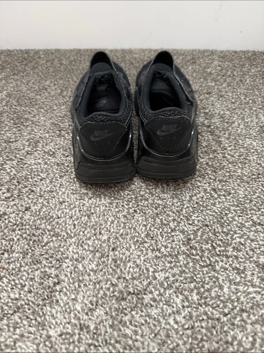 Nike Air Max - size 2Y - Picture 3 of 6